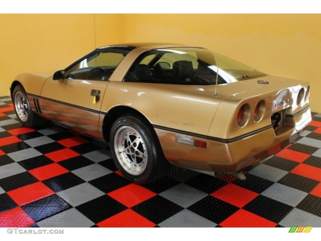 Gold Metallic 1984 Chevrolet Corvette Coupe Exterior Photo #51773755