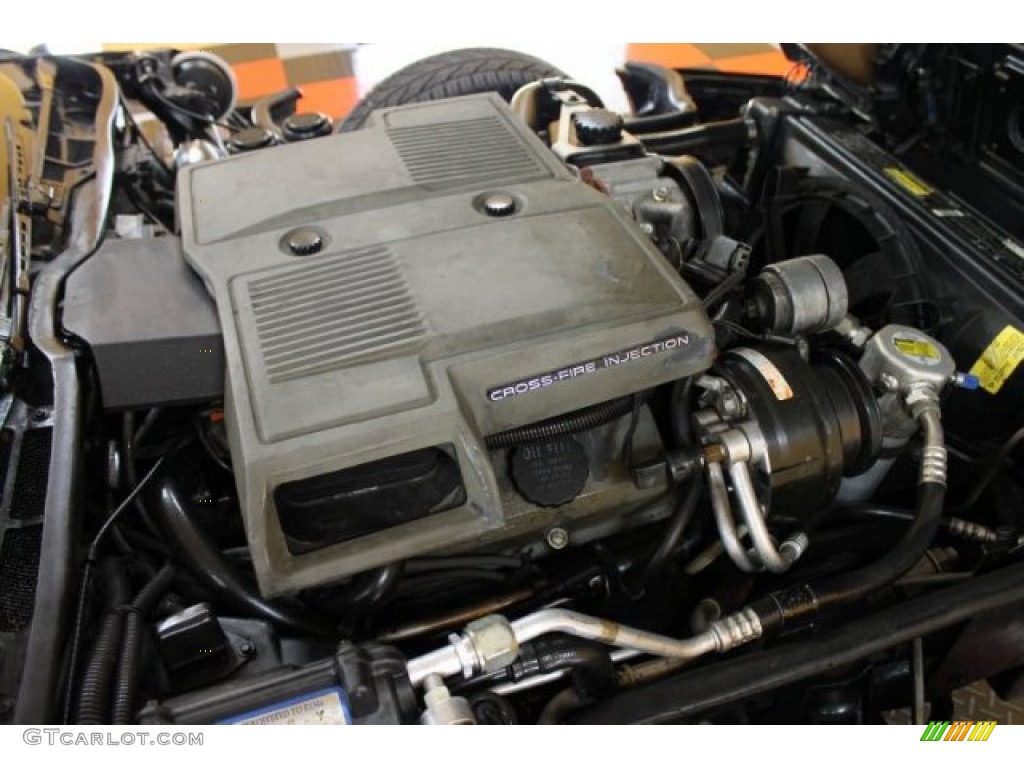1984 Chevrolet Corvette Coupe 5.7 Liter OHV 16-Valve L83 V8 Engine Photo #51773860