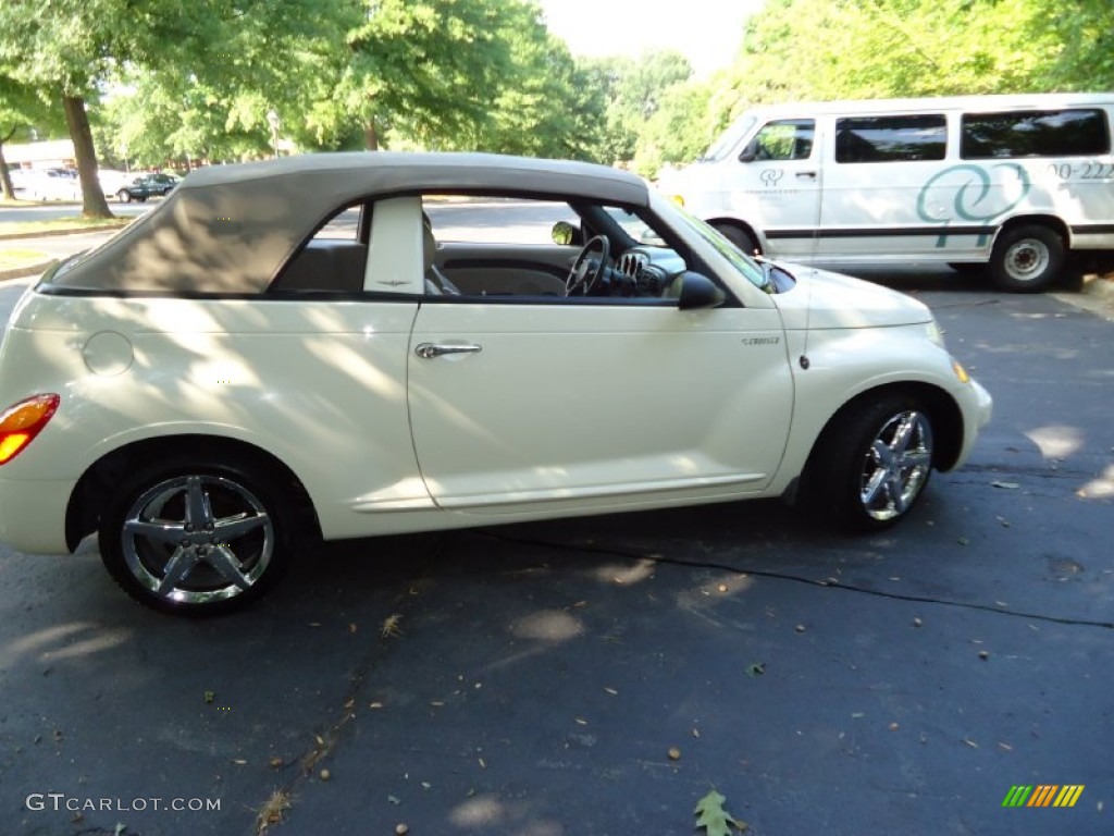 2005 PT Cruiser GT Convertible - Cool Vanilla White / Taupe/Pearl Beige photo #8