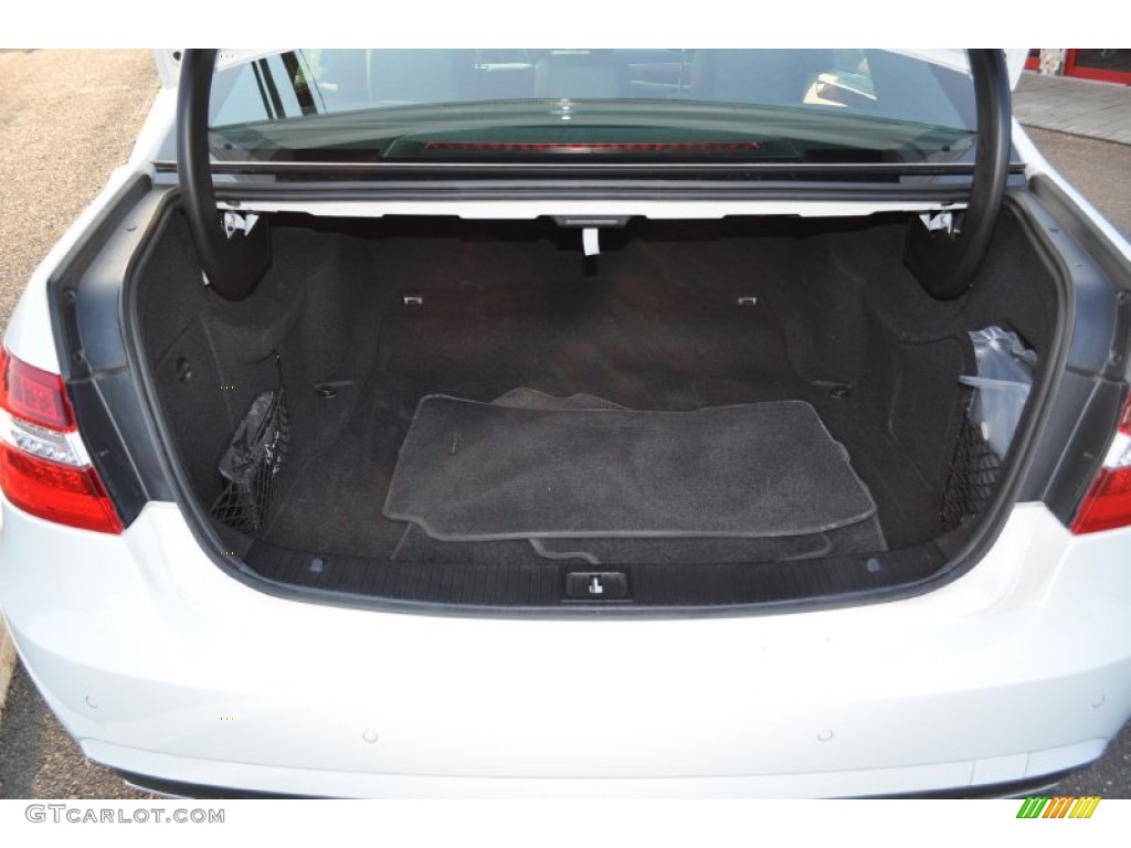 2010 E 350 4Matic Sedan - Arctic White / Black photo #58