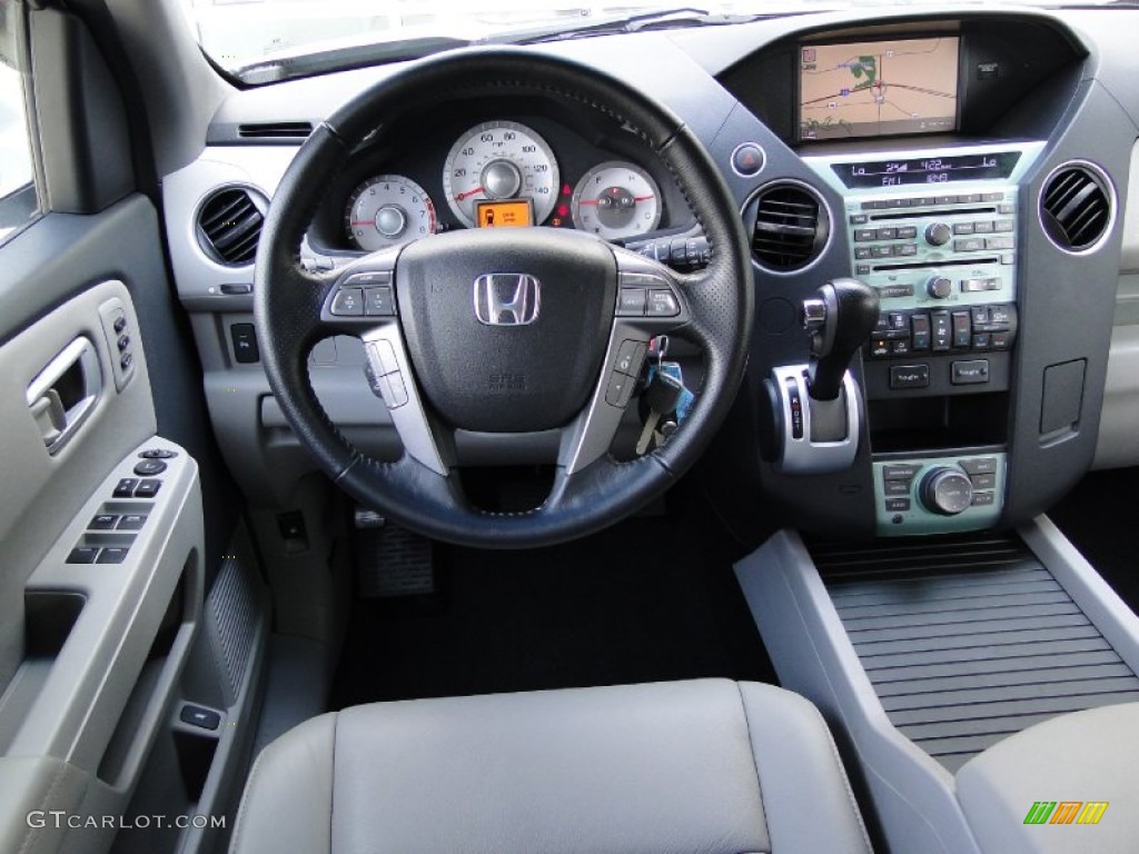 2010 Honda Pilot Touring Gray Dashboard Photo #51779465