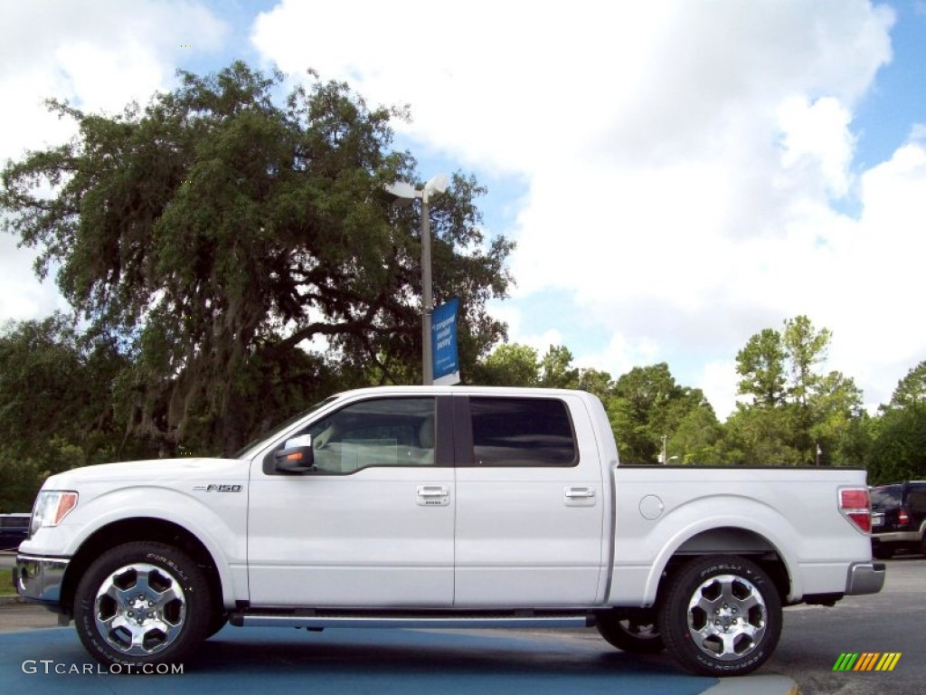 2011 F150 Lariat SuperCrew - Oxford White / Pale Adobe photo #2