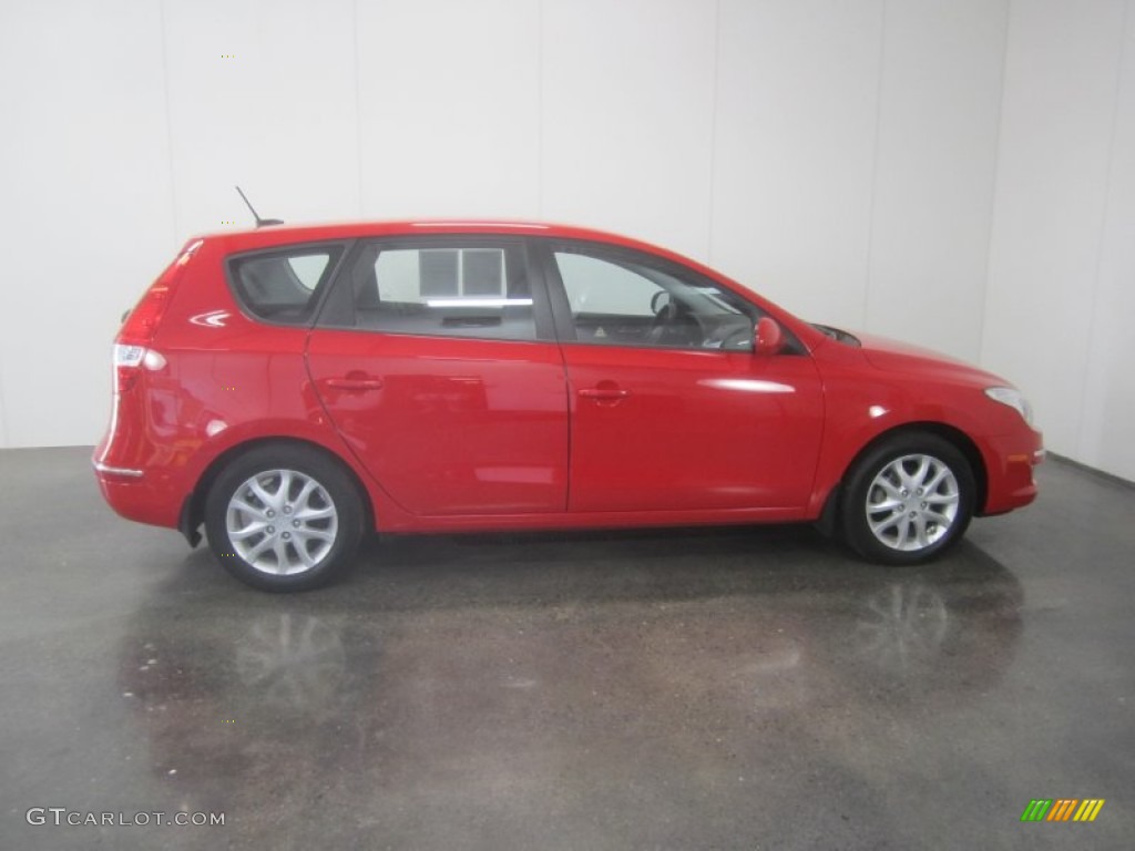 2009 Elantra Touring - Chilipepper Red / Black photo #13