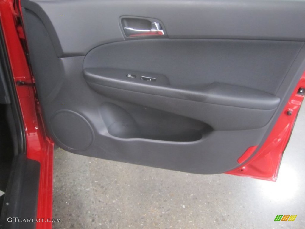 2009 Elantra Touring - Chilipepper Red / Black photo #21