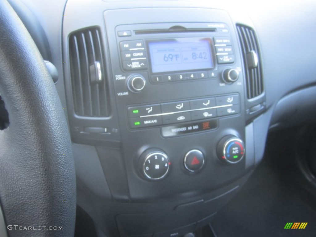 2009 Elantra Touring - Chilipepper Red / Black photo #28