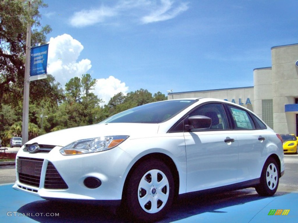 2012 Focus S Sedan - Oxford White / Charcoal Black photo #1