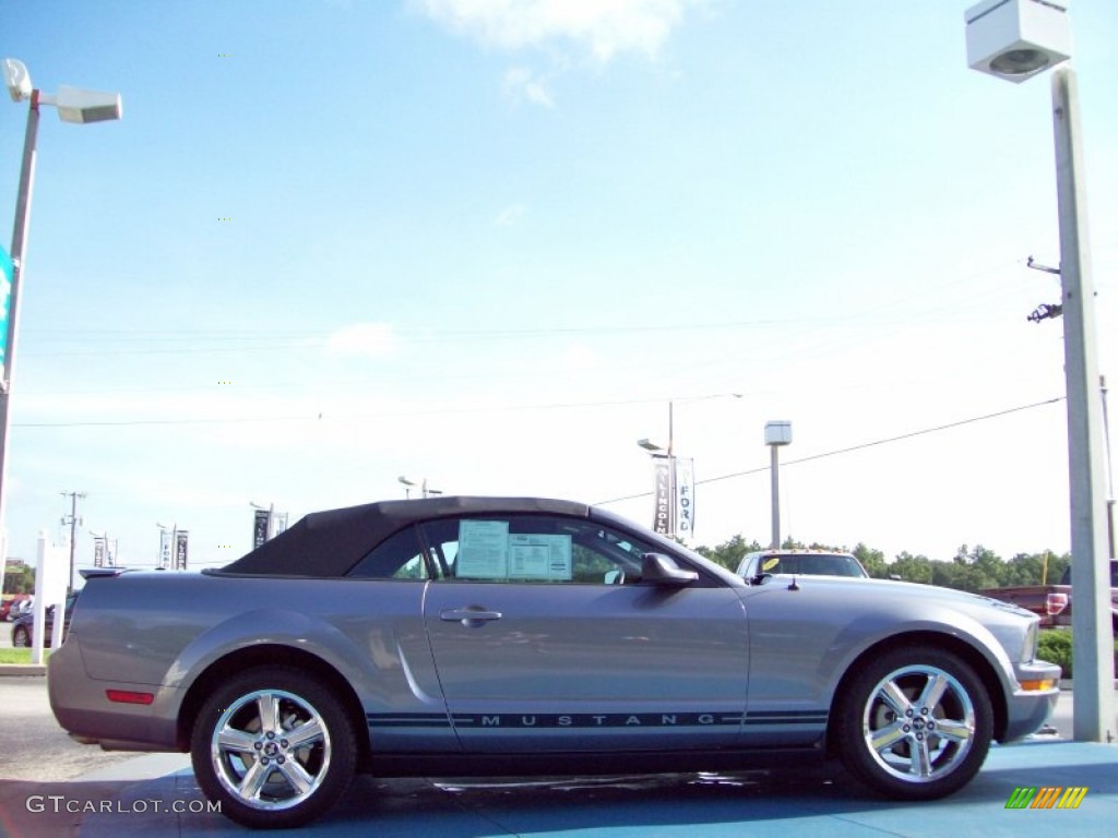 2007 Mustang V6 Premium Convertible - Tungsten Grey Metallic / Light Graphite photo #6