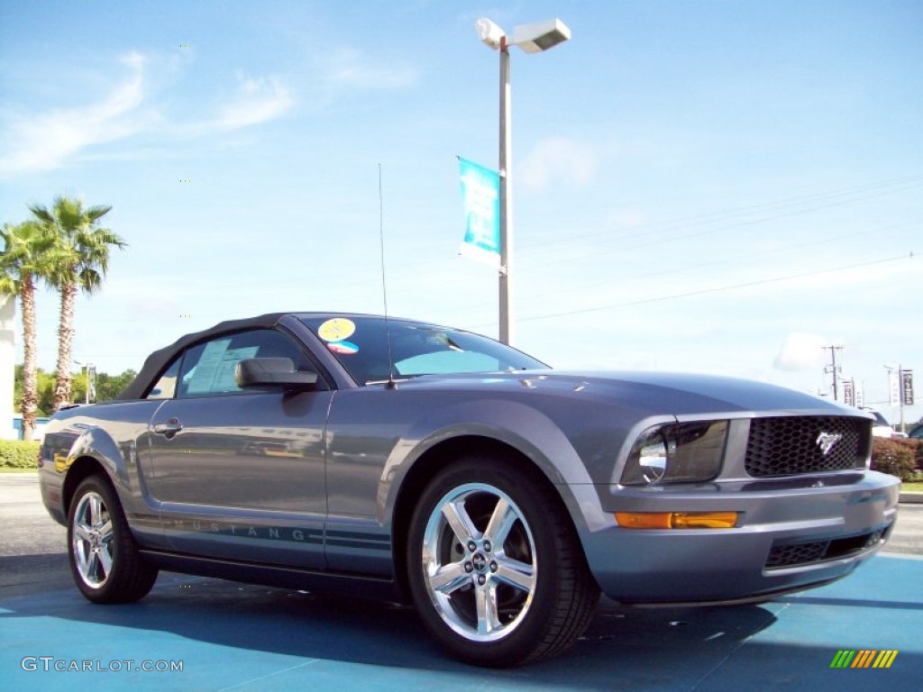 2007 Mustang V6 Premium Convertible - Tungsten Grey Metallic / Light Graphite photo #7
