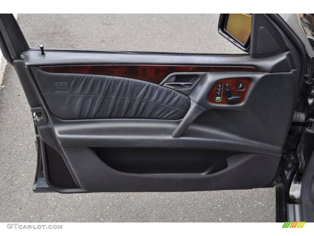 1999 Mercedes-Benz E 300TD Sedan Black Door Panel Photo #51785783