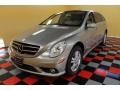 2009 Sand Beige Metallic Mercedes-Benz R 350 4Matic  photo #2