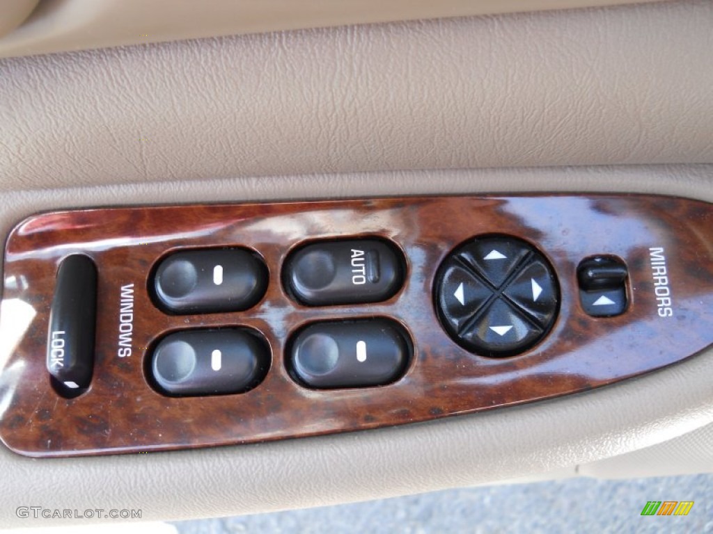 2005 Century Sedan - White Opal / Taupe photo #10