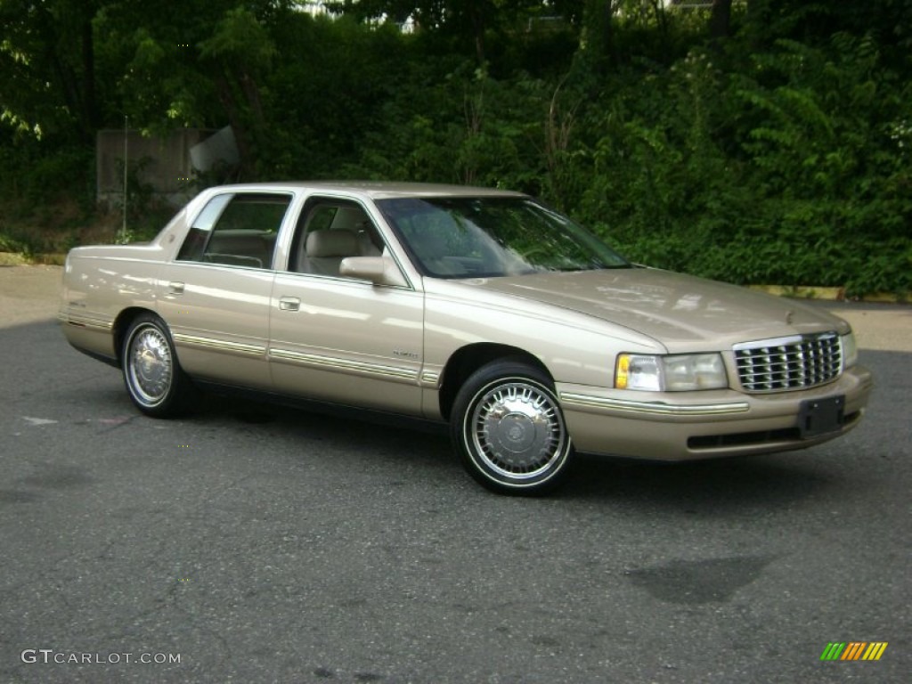 Gold Fire Mist Metallic 1998 Cadillac DeVille Sedan Exterior Photo #51794876