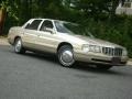 1998 Gold Fire Mist Metallic Cadillac DeVille Sedan  photo #29