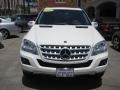 Arctic White - ML 350 4Matic Photo No. 10