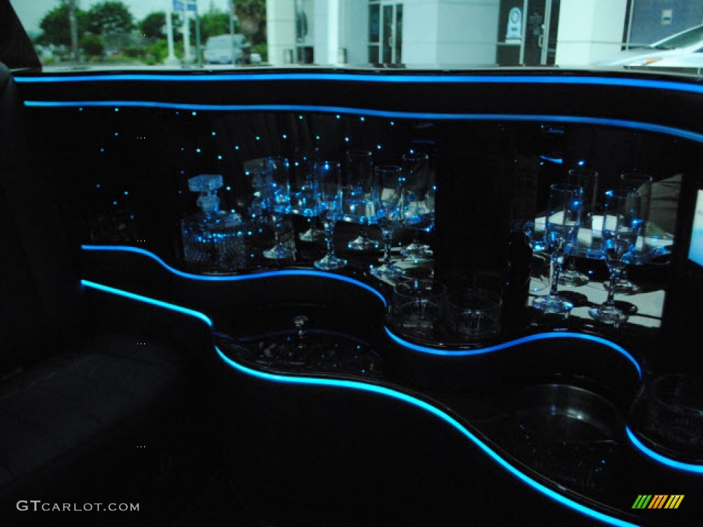Jet Black Interior 2011 Hyundai Equus Signature Limousine Photo #51796829