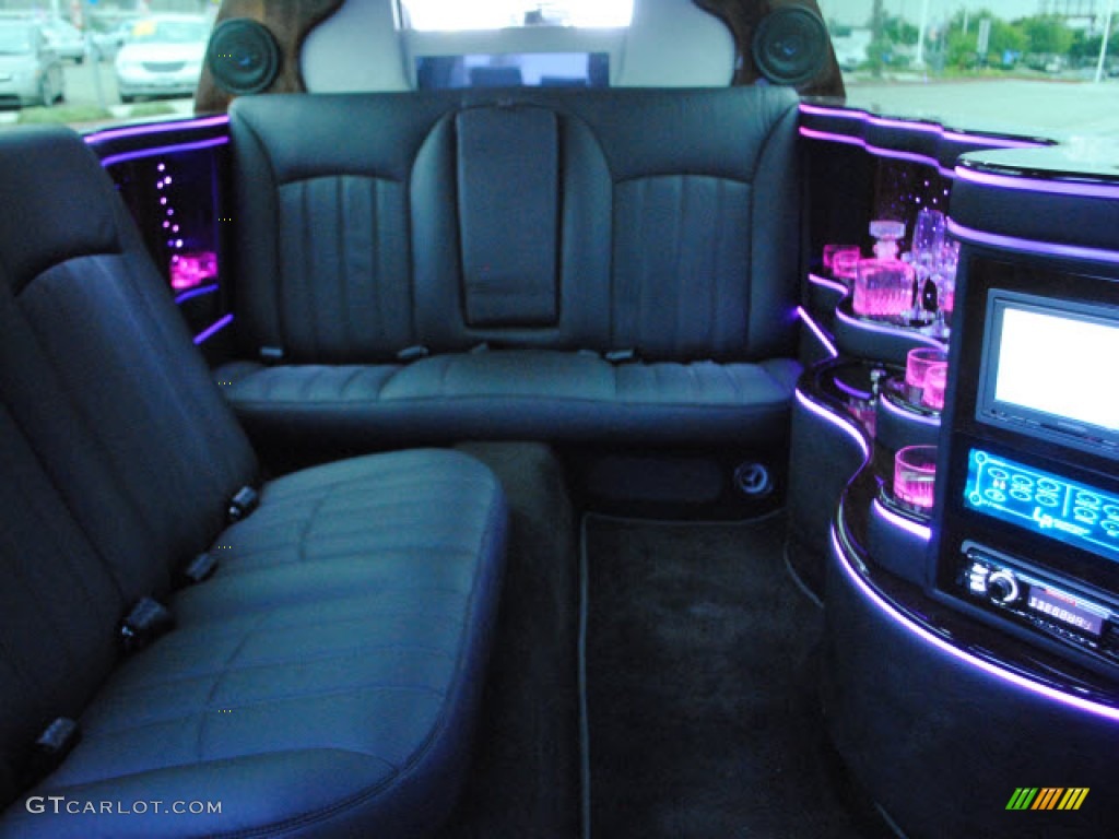 Jet Black Interior 2011 Hyundai Equus Signature Limousine Photo #51796898