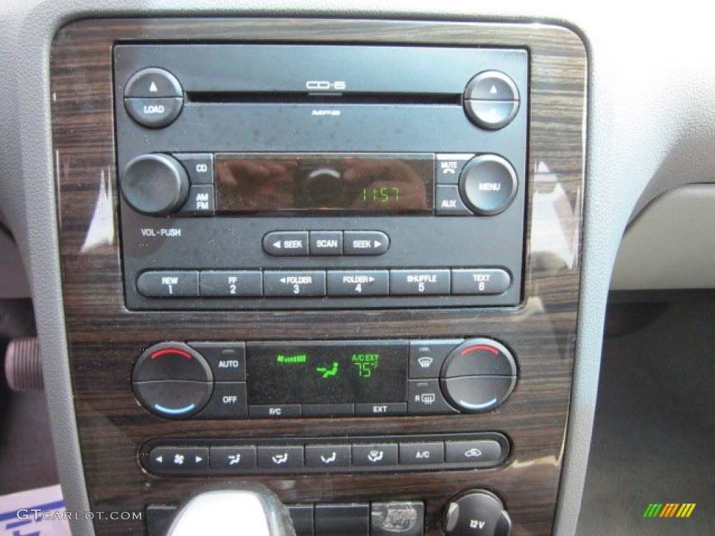 2005 Mercury Montego Luxury Controls Photo #51797855