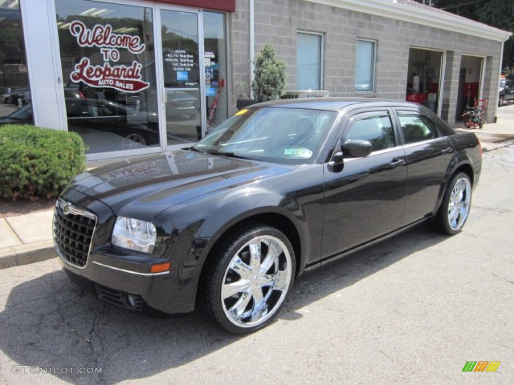 Brilliant Black Chrysler 300