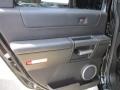 Black - H2 SUV Photo No. 17