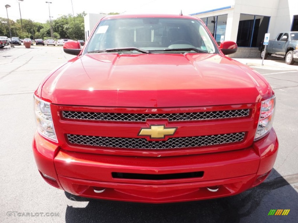 2011 Silverado 1500 LT Extended Cab 4x4 - Victory Red / Ebony photo #2