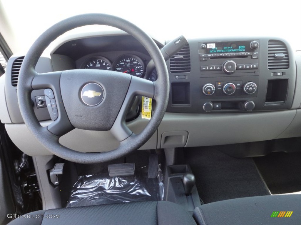 2011 Silverado 1500 LS Extended Cab 4x4 - Black / Dark Titanium photo #11