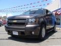 Taupe Gray Metallic - Suburban LT 4x4 Photo No. 1