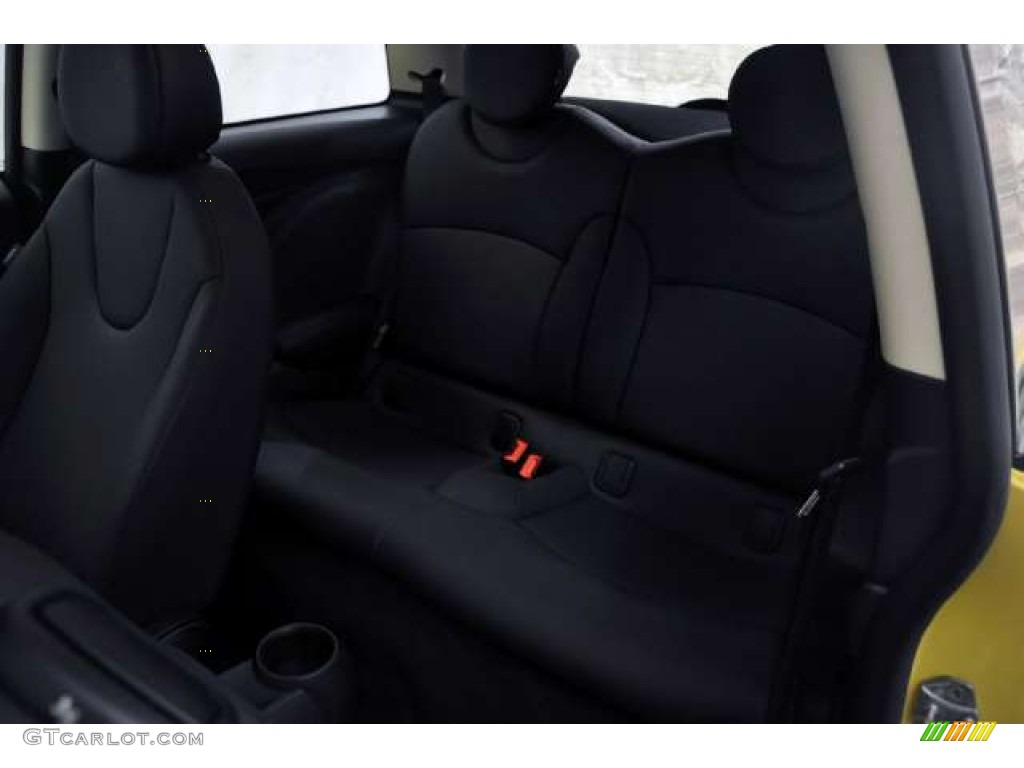 2011 Cooper Hardtop - Interchange Yellow / Carbon Black photo #20