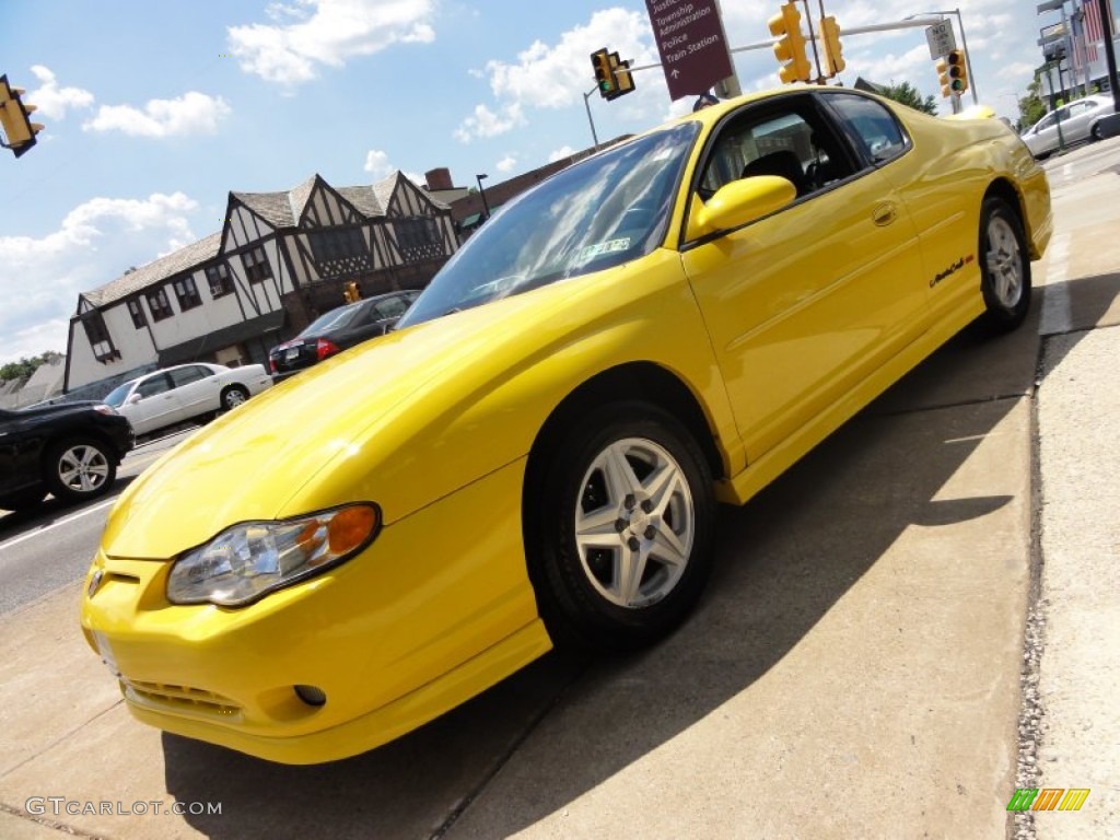 2003 Monte Carlo SS - Competition Yellow / Ebony Black photo #2