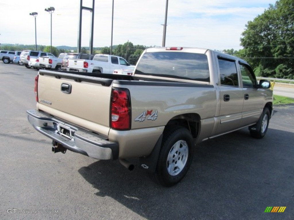 2007 Silverado 1500 Classic LT  Z71 Crew Cab 4x4 - Sandstone Metallic / Tan photo #9