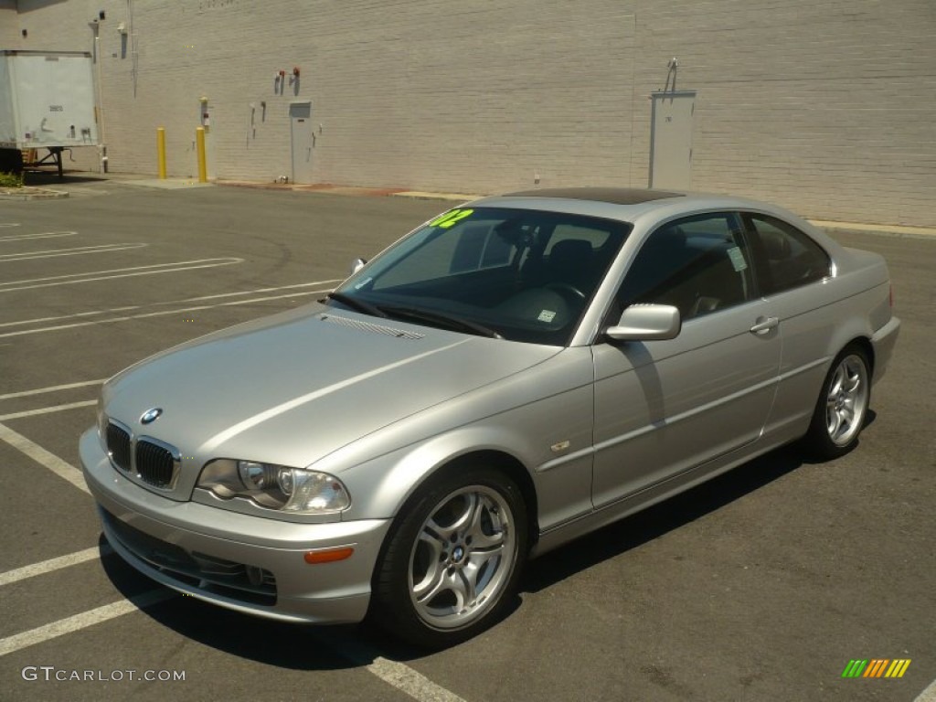 2002 3 Series 330i Coupe - Titanium Silver Metallic / Black photo #3