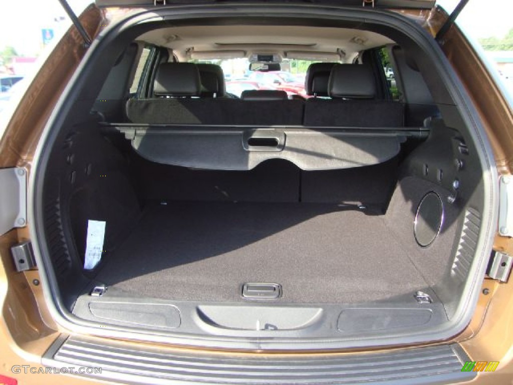 2011 Jeep Grand Cherokee Laredo X 70th Anniversary 4x4 Trunk Photos