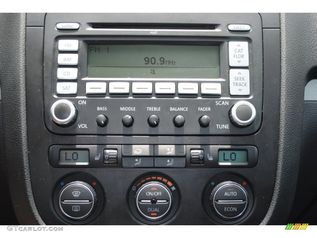 2006 Volkswagen Jetta TDI Sedan Controls Photo #51810470