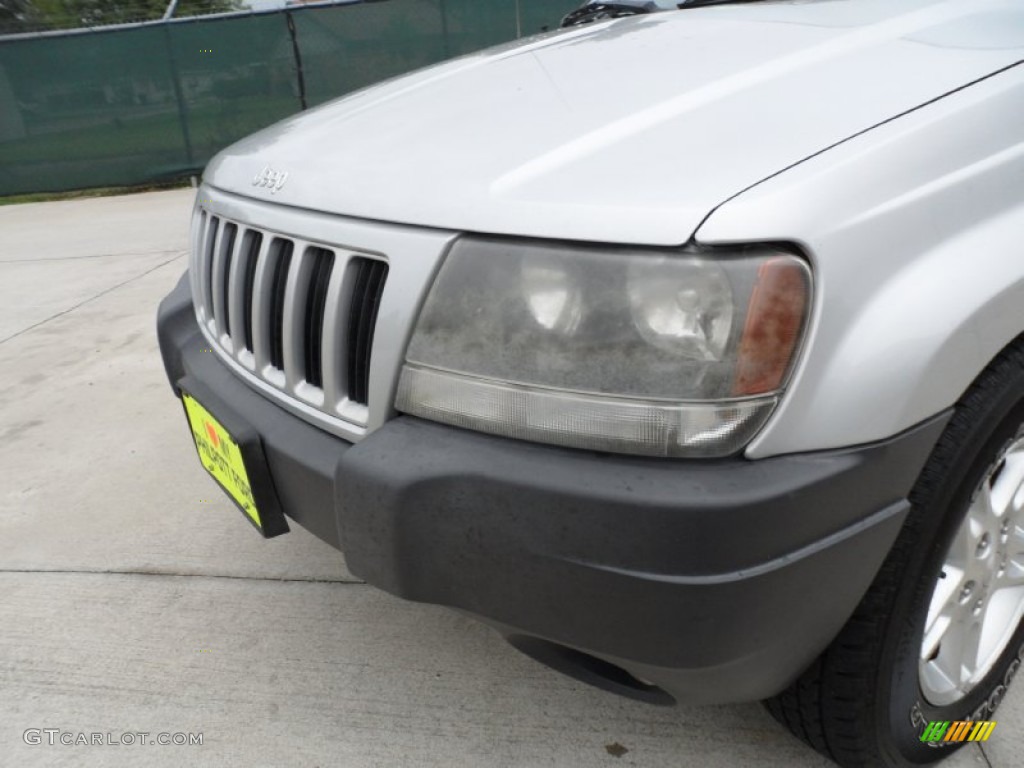 2004 Grand Cherokee Laredo - Bright Silver Metallic / Dark Slate Gray photo #12