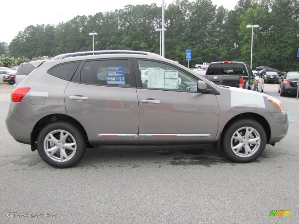 2011 Rogue SV - Platinum Graphite / Black photo #6