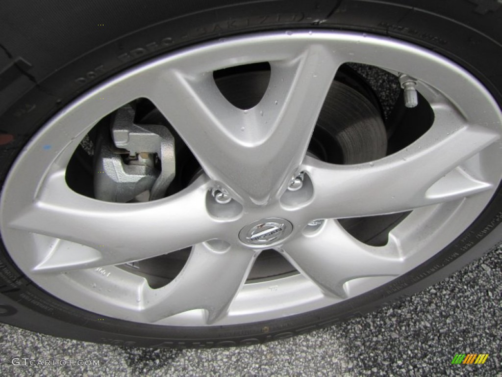 2011 Rogue SV - Platinum Graphite / Black photo #9