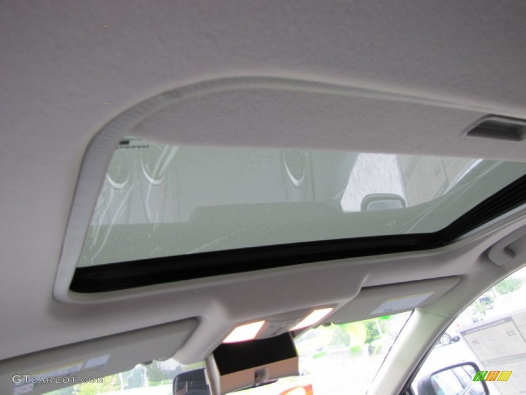 2011 Rogue SV - Platinum Graphite / Black photo #13