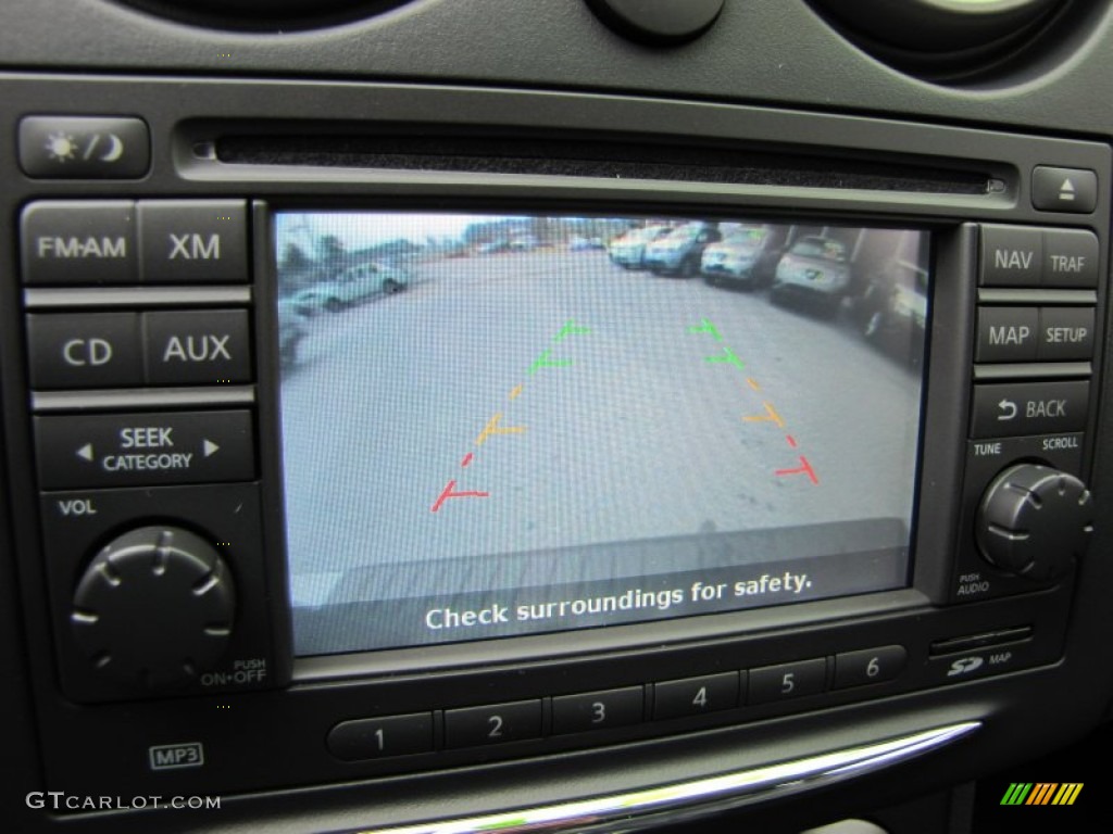 2011 Rogue SV - Platinum Graphite / Black photo #16