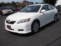 Super White - Camry SE Photo No. 8