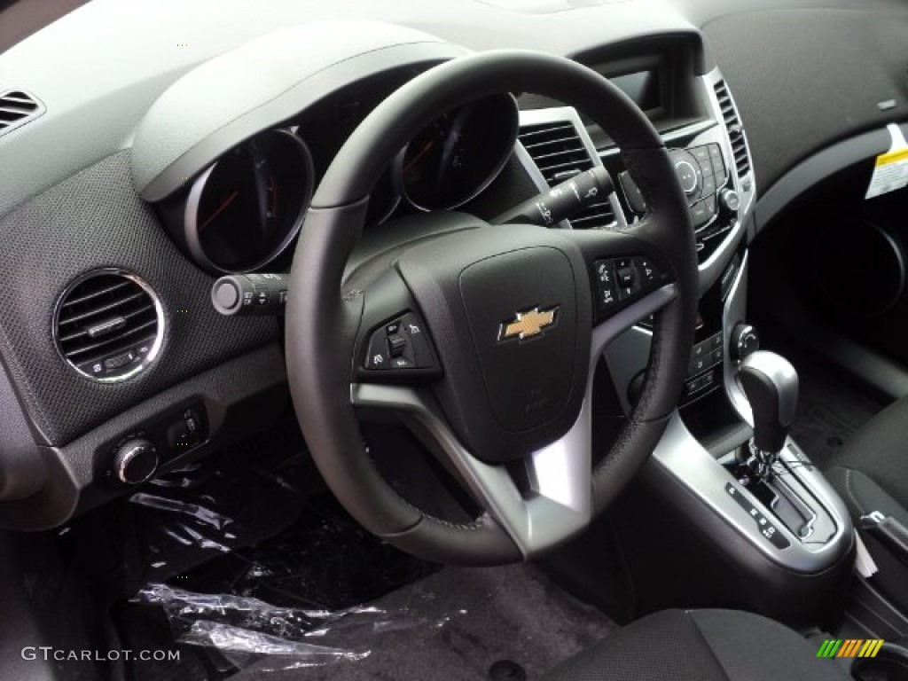 2012 Chevrolet Cruze LT Jet Black Steering Wheel Photo #51819665