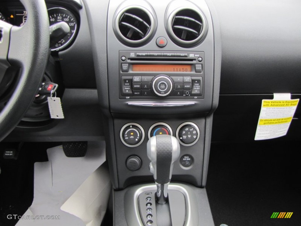 2011 Rogue S - Silver Ice Metallic / Black photo #11