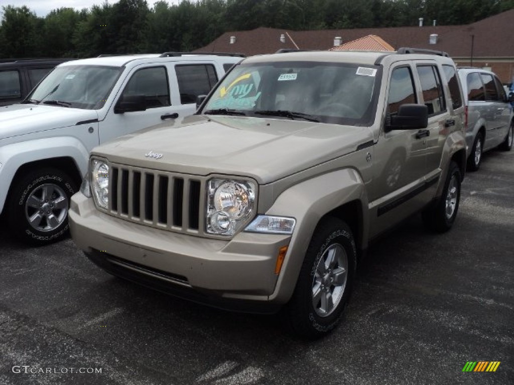 2011 Liberty Sport 4x4 - Light Sandstone Metallic / Dark Slate Gray photo #1