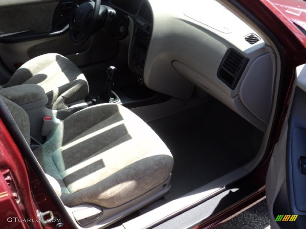 2002 Elantra GLS Sedan - Chianti Red / Gray photo #17