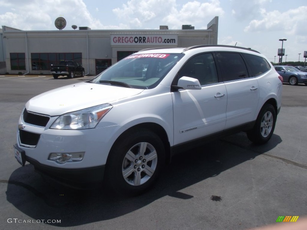 Summit White Chevrolet Traverse