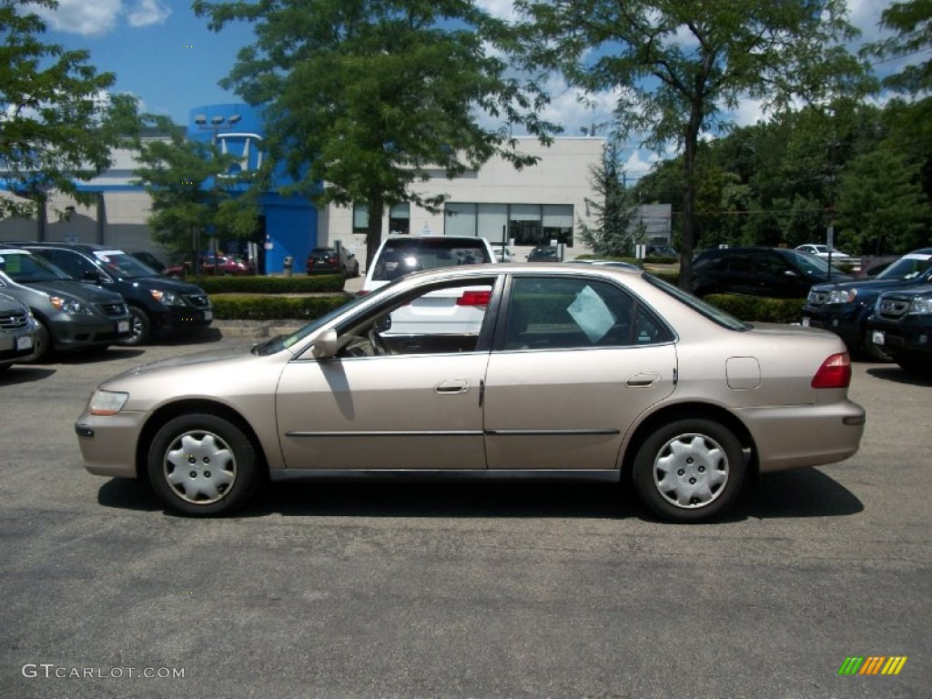 2000 Accord LX Sedan - Naples Gold Metallic / Ivory photo #1