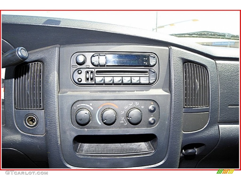 2004 Ram 1500 SLT Quad Cab - Patriot Blue Pearl / Dark Slate Gray photo #28