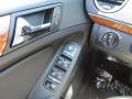 Black - GL 450 4Matic Photo No. 25