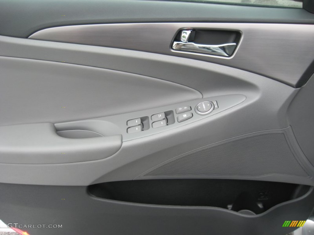 2011 Hyundai Sonata Hybrid Gray Door Panel Photo #51826090