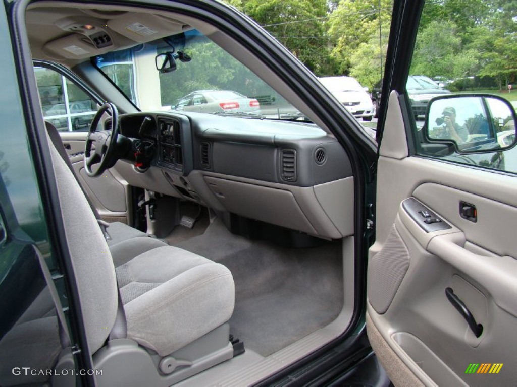 2004 Tahoe  - Dark Green Metallic / Gray/Dark Charcoal photo #17