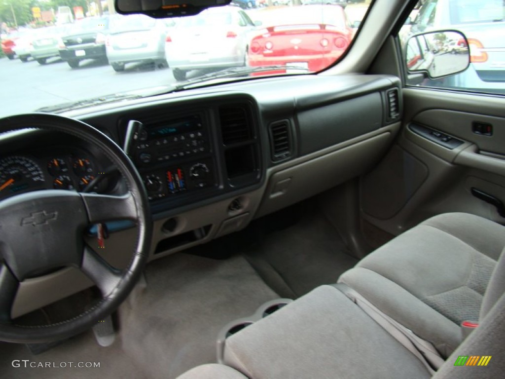 2004 Tahoe  - Dark Green Metallic / Gray/Dark Charcoal photo #21