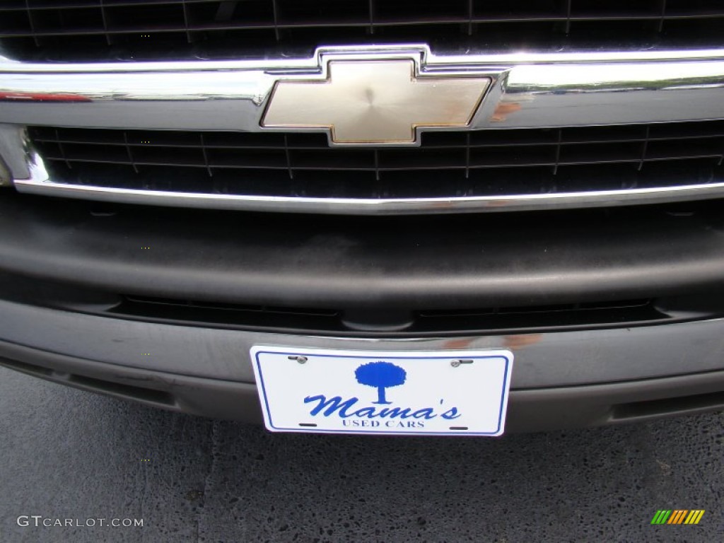 2004 Tahoe  - Dark Green Metallic / Gray/Dark Charcoal photo #37